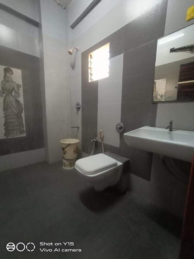 Somnāth Shree Hotel Shivdhara מראה חיצוני תמונה